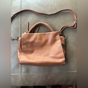 Elegant Tan Leather Handbag